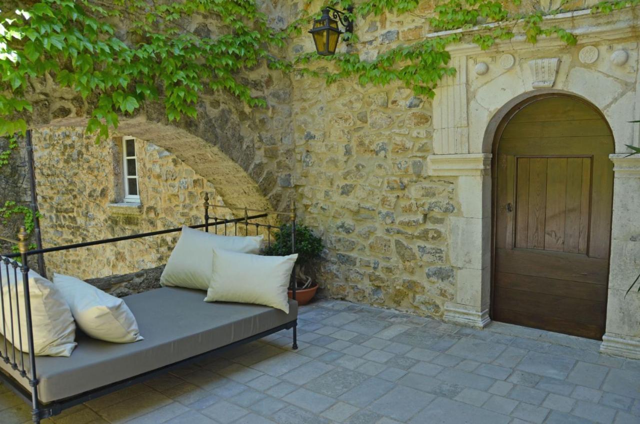 Châteauzen Madières Extérieur photo