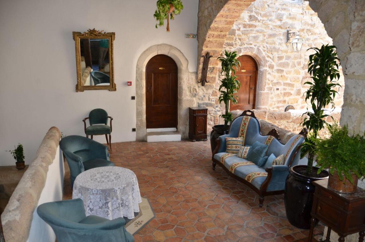 Châteauzen Madières Extérieur photo