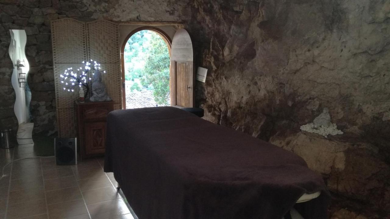 Châteauzen Madières Extérieur photo